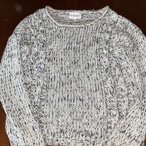 Sweater mixed knits